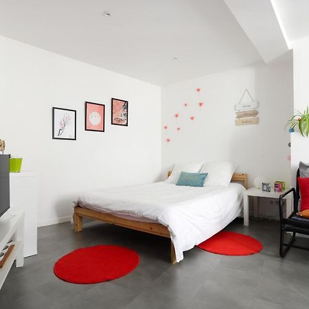 Charmant Studio, Au Coeur De La Ville De Риом Экстерьер фото